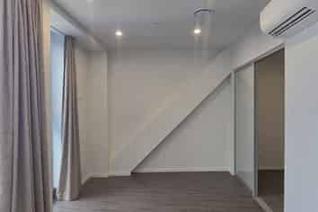 702/2b Augustus Terrace, Parnell