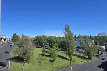 702/2b Augustus Terrace, Parnell