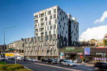 702/2b Augustus Terrace, Parnell