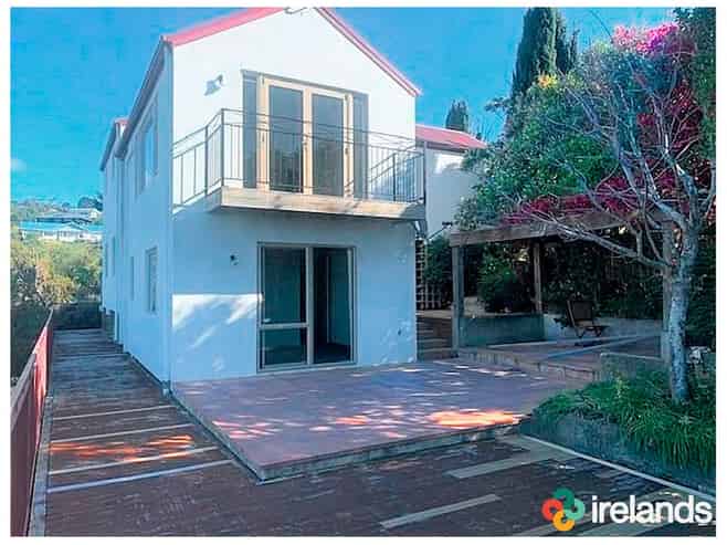 86 Mount Pleasant Road , Mount Pleasant