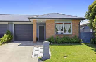 11 Hauora Lane, Taita