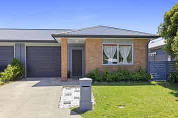 11 Hauora Lane, Taita