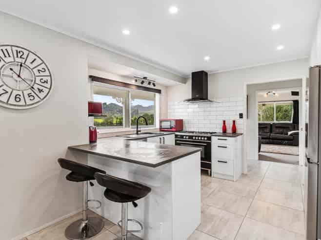 230 Lyons Road, Mangatawhiri