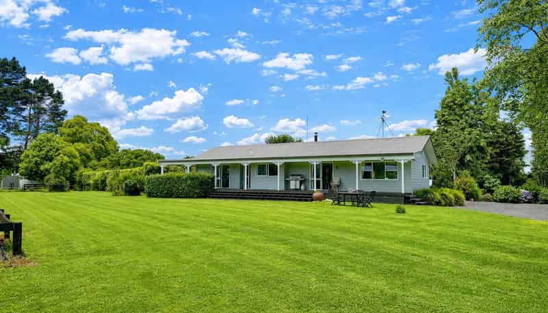 230 Lyons Road, Mangatawhiri