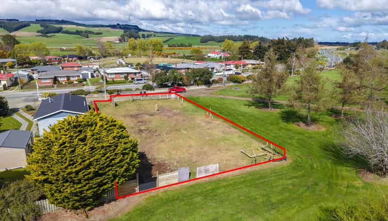 13 Main Street, Mataura