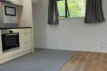 53A Triangle Road, Massey