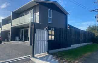 38a Breakwater Road, Moturoa