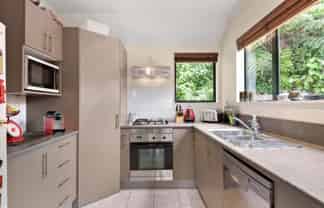 30 Futuna Close, Karori