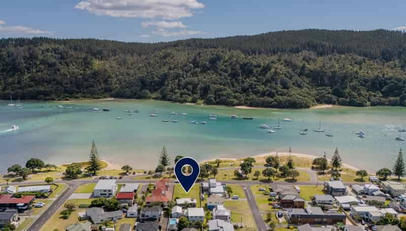 403A Beach Road, Whangamata