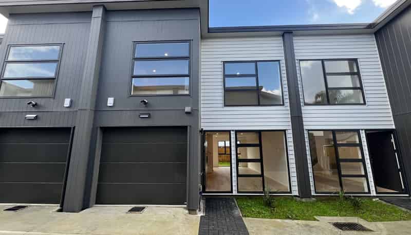 4/15 Oakland Avenue , Papatoetoe