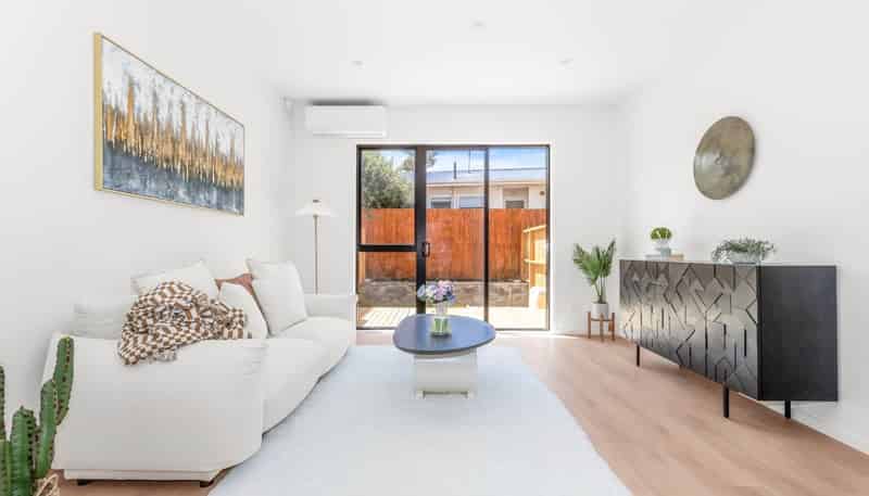 5/15  Normandy Road, Henderson