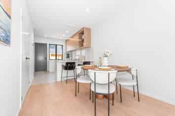 5/15  Normandy Road, Henderson