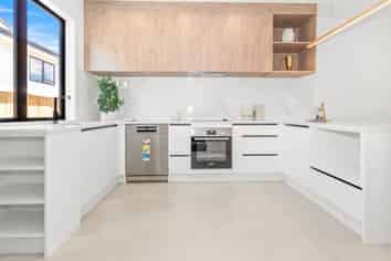 5/15  Normandy Road, Henderson