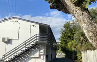 2/17 Opoia Road, Claudelands