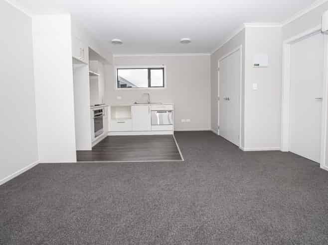 205/17 Vialou Street, Hamilton Central