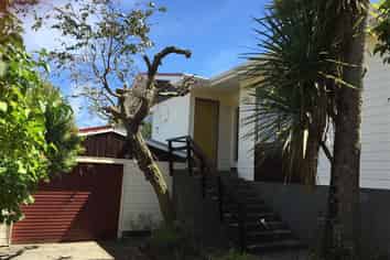 98 Stewart Dr, Newlands