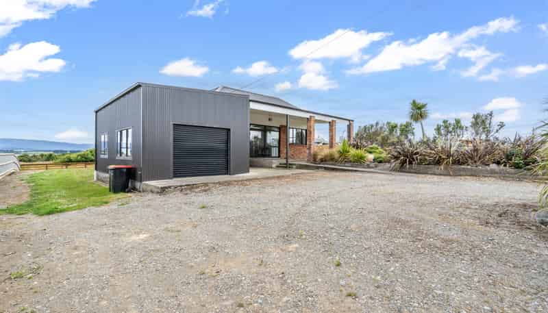 38 Bath Road, Riverton