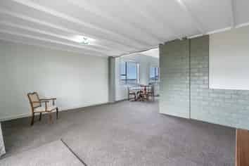 38 Bath Road, Riverton