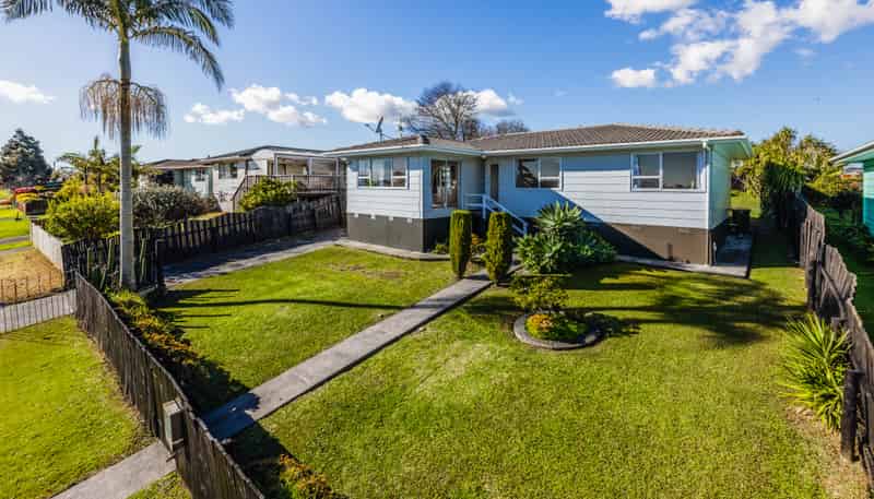 52 Zelda Avenue, Clover Park