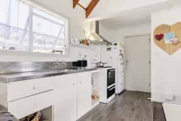 16 Poihaere Street, TURANGI