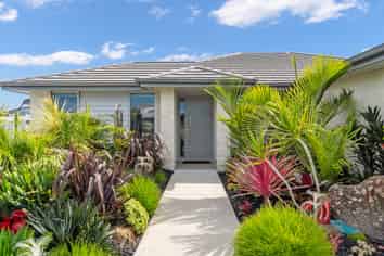 104 Kaurinui Crescent, One Tree Point