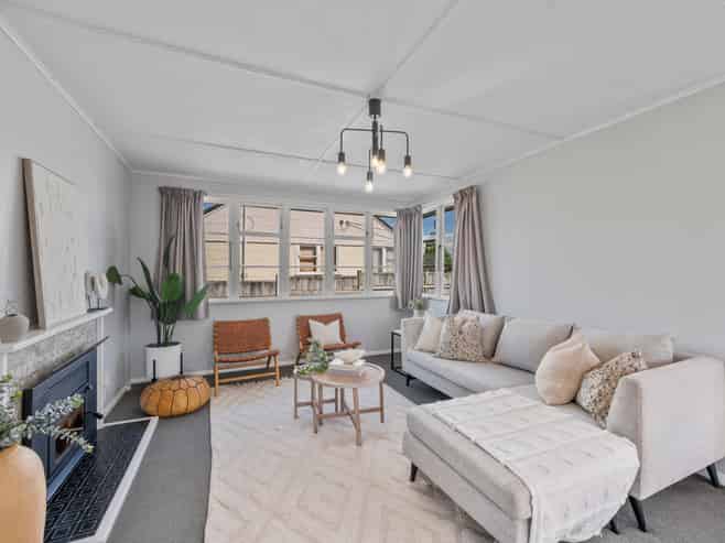 32 Palmerston Road, Havelock North