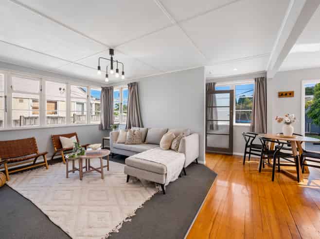 32 Palmerston Road, Havelock North