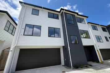 66B Angelo Avenue, Howick