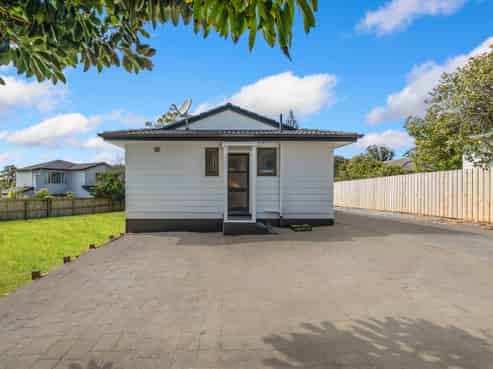 20A Mckinstry Avenue, Mangere East