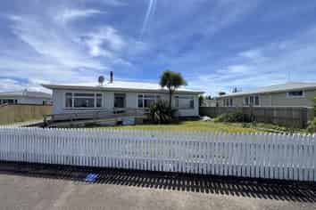 39 Christian Street, Dannevirke