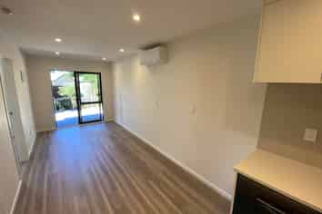 8A Onepu Lane, Manly