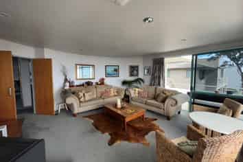 385B  Oceanbeach Road, Mount Maunganui