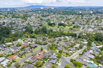 1/14 Hooker Avenue, Chedworth