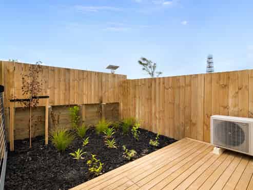 25 Awhi Lane, Massey