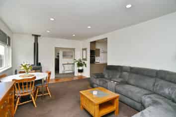 93 Bassett Street, Burwood