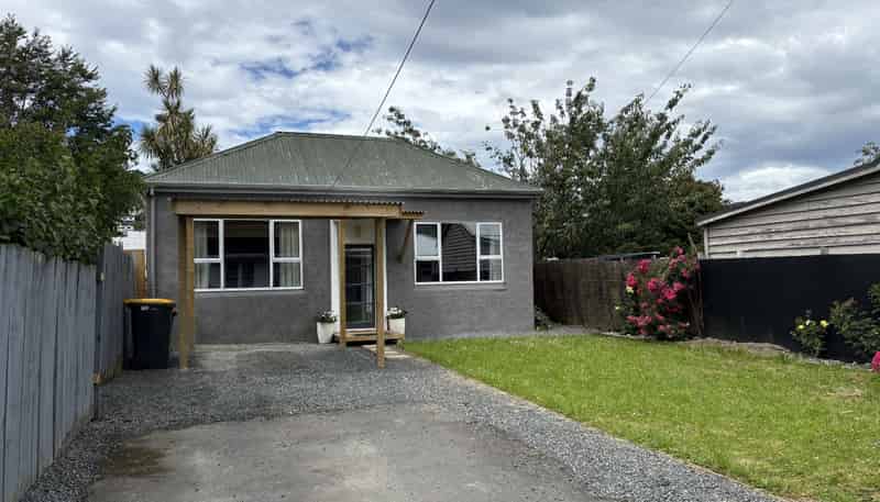 8 Coburn Ave, North East Valley