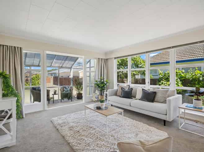 44 Ellesmere Avenue, Miramar