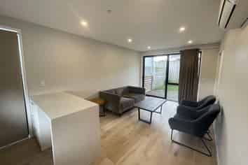 4/5 Parson Lane , Papatoetoe