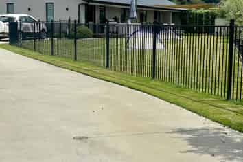 24 Cooper Cr, Wanaka