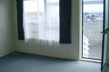 3/14 Islington Street, Frankton