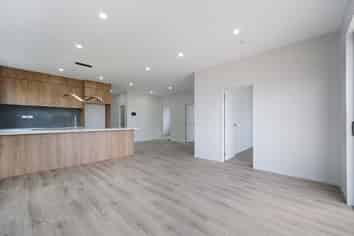 8 Enchantment Lane, Karaka