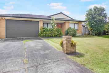 8 Watersfield Place, Flat Bush