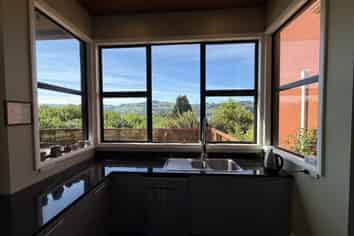 16 Ascog Road, Ravensbourne