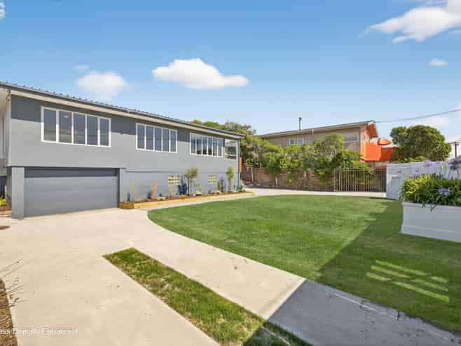 526 Marine Parade, South New Brighton
