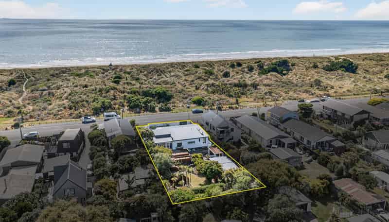 526 Marine Parade, South New Brighton