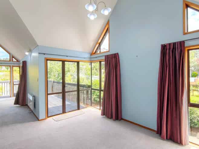 2 Crown Hill Close, Forrest Hill