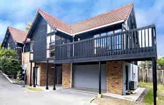 2 Crown Hill Close, Forrest Hill