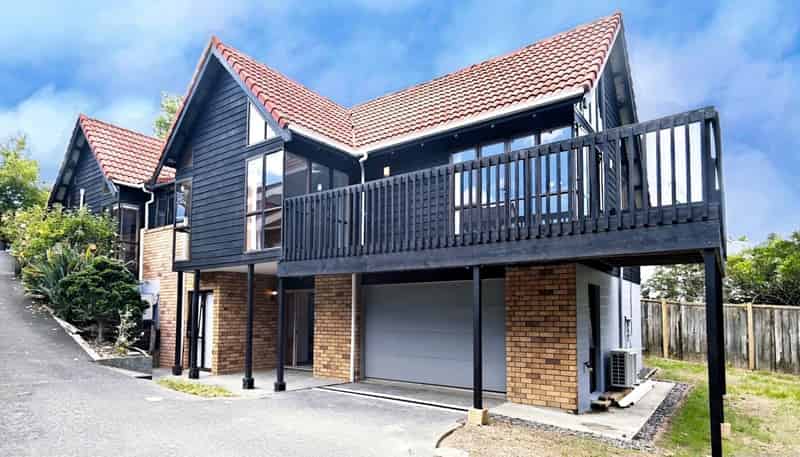 2 Crown Hill Close, Forrest Hill