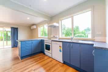 86 Grants Road, Marchwiel