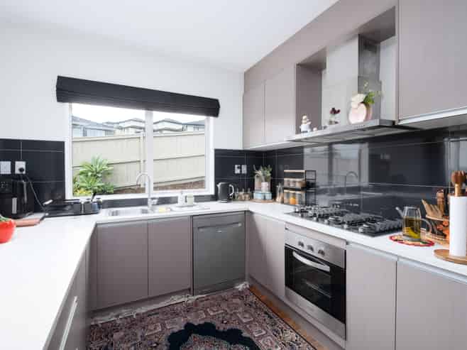 140 Keri Vista Rise, Papakura